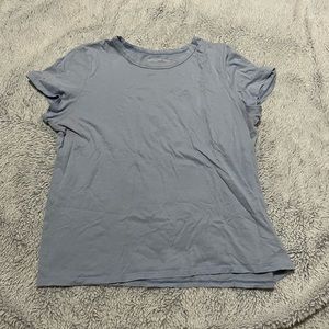 Light blue, light weight American Eagle tee, size: M